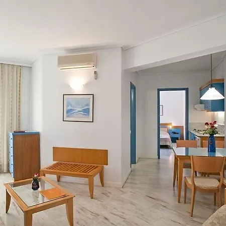 Chrispy Resort, 4*