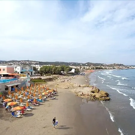 Chrispy Resort, 4*