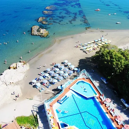 Chrispy Resort, 4* Agia Marina