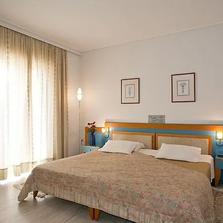 아파트호텔 Chrispy Resort, Agia Marina