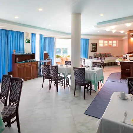 Chrispy Resort,
