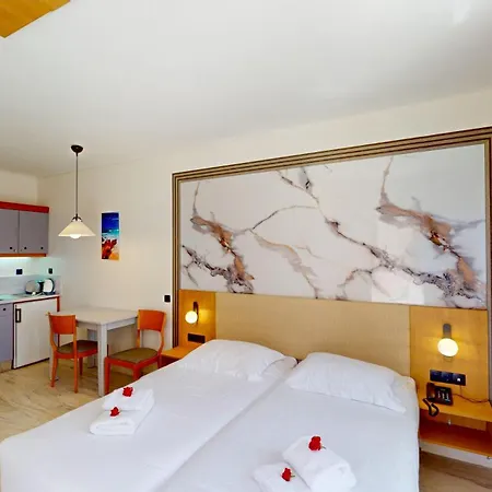 Chrispy Resort,